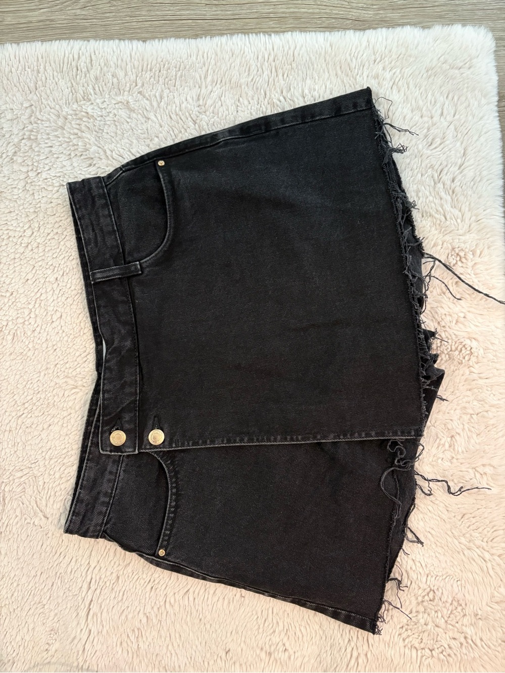 Zara Women's Frayed Black Denim Skort Large